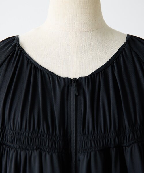 ear PAPILLONNER(イアパピヨネ)の「ジップアップラッシュガード【SUM1 STYLE】(シャツ/ブラウス・レディース・ブラック・FREE)」の9枚目の写真