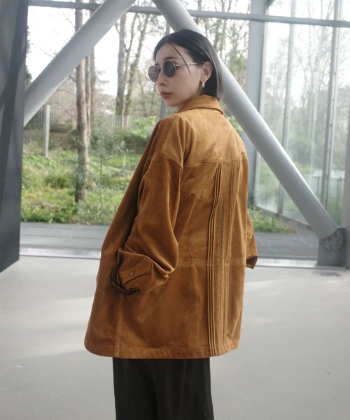 Ameri(アメリ)の「PINTUCK SYNTHETIC SUEDE SHIRT(シャツ/ブラウス・レディース・パープル/ブラウン・FREE)」の19枚目の写真