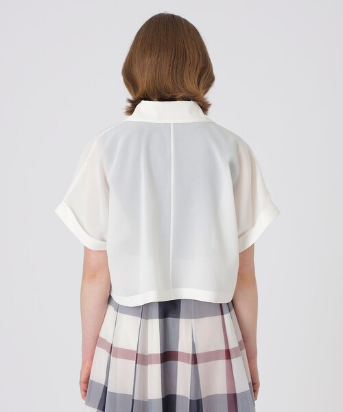 BLUE LABEL CRESTBRIDGE(ブルーレーベルクレストブリッジ)の「【接触冷感】【防シワ】シアーボイルショートジャケット(シャツ/ブラウス・レディース・ブラック/ホワイト・38/36)」の7枚目の写真