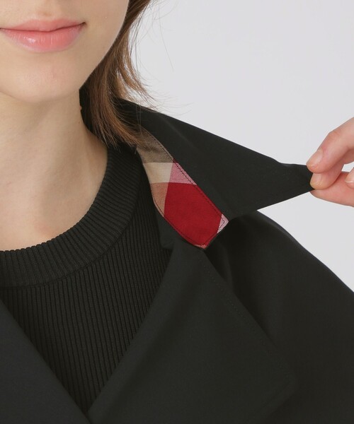 BLUE LABEL CRESTBRIDGE(ブルーレーベルクレストブリッジ)の「【接触冷感】【防シワ】シアーボイルショートジャケット(シャツ/ブラウス・レディース・ブラック/ホワイト・38/36)」の15枚目の写真