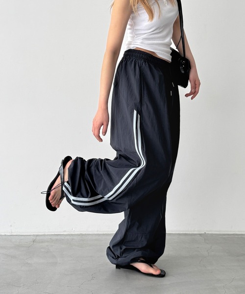 CANAL JEAN(キャナルジーン)の「choice_cnl ナイロンラインパンツ(その他パンツ・レディース・ネイビー・ONE SIZE)」の5枚目の写真