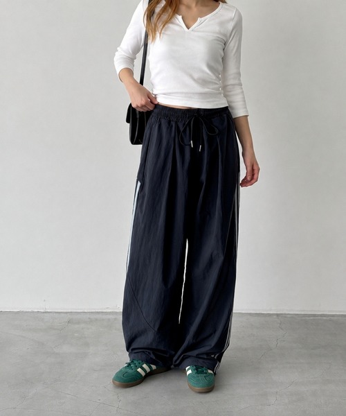 CANAL JEAN(キャナルジーン)の「choice_cnl ナイロンラインパンツ(その他パンツ・レディース・ネイビー・ONE SIZE)」の4枚目の写真