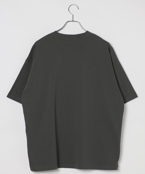 PBLIM(ページボーイリム)の「《UNISEX》フォトコラージュT / 刺繍デザイン / フロントプリント(Tシャツ/カットソー・レディース・オフホワイト/ブラウン/チャコールグレー・FREE)」の5枚目の写真