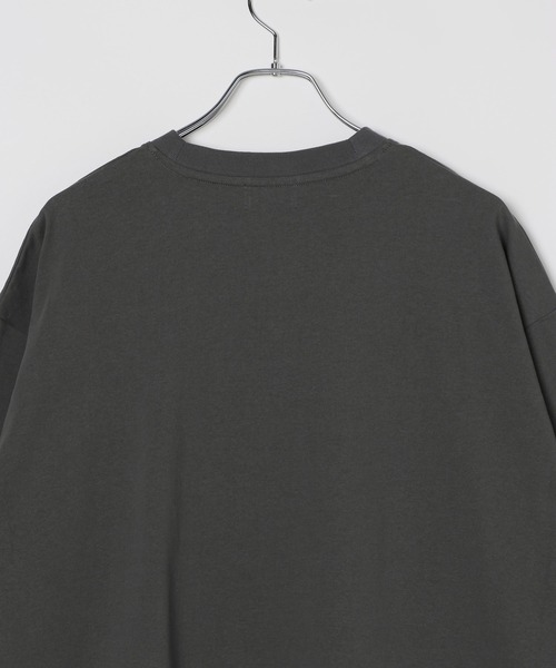 PBLIM(ページボーイリム)の「《UNISEX》フォトコラージュT / 刺繍デザイン / フロントプリント(Tシャツ/カットソー・レディース・オフホワイト/ブラウン/チャコールグレー・FREE)」の9枚目の写真