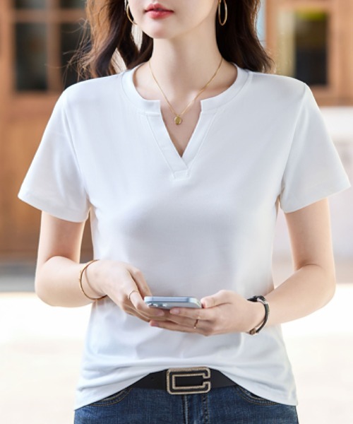 2ly2(トゥーリートゥー)の「キーネック 半袖カットソー 無地デザイン シンプルトップス デイリーTシャツ(Tシャツ/カットソー・レディース・グレー/ブラック/ホワイト・FREE)」の6枚目の写真