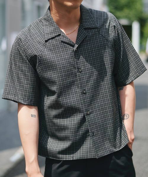 CONZ(コンズ)の「cropped open collar short sleeve shirt check/チェックシャツ/短丈/夏服/CONZ(シャツ/ブラウス・メンズ・ブラック/ネイビー/ブラウン・1/2/3)」の5枚目の写真