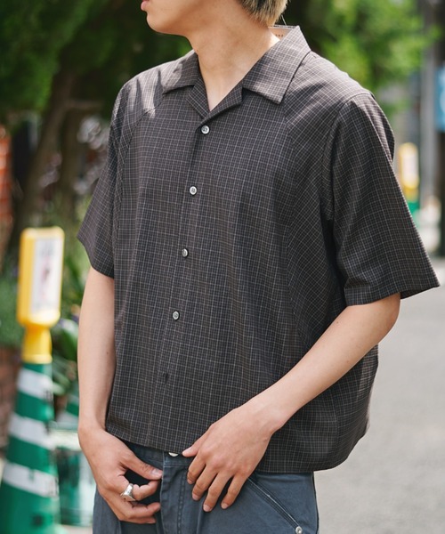 CONZ(コンズ)の「cropped open collar short sleeve shirt check/チェックシャツ/短丈/夏服/CONZ(シャツ/ブラウス・メンズ・ブラック/ネイビー/ブラウン・1/2/3)」の22枚目の写真