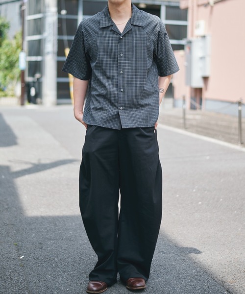CONZ(コンズ)の「cropped open collar short sleeve shirt check/チェックシャツ/短丈/夏服/CONZ(シャツ/ブラウス・メンズ・ブラック/ネイビー/ブラウン・1/2/3)」の21枚目の写真