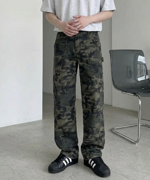 B.R.U(ブル)の「カモフラ柄ストレートパンツ(その他パンツ・メンズ・その他・MEDIUM)」の2枚目の写真