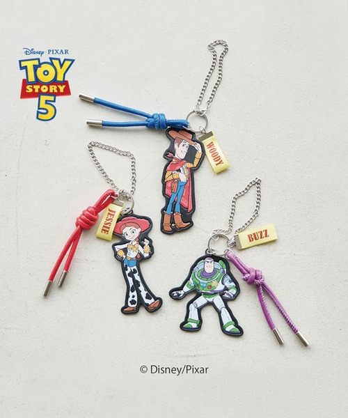 archives(アルシーヴ)の「【TOY STORY】ジェシー/合皮チャーム(チャーム・レディース・レッド・FREE)」の2枚目の写真