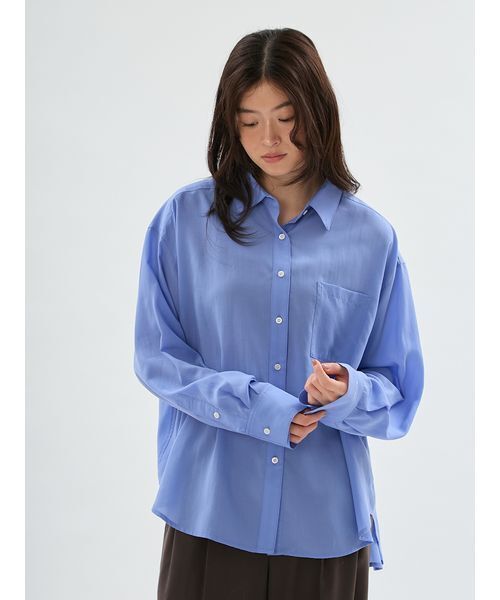 emmi（エミ）の「【ONLINE限定カラーあり】ベーシックシャツ（シャツ/ブラウス・レディース・ピンク/ブルー/イエロー/ダークネイビー/オフホワイト・F）」の3枚目の写真