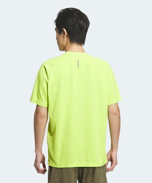 adidas(アディダス)の「テック エッセンシャルズ クールタッチ レギュラーフィット 半袖Tシャツ / アディダス adidas(Tシャツ/カットソー・メンズ・イエロー・XX-LARGE/3XL/LARGE/MEDIUM/SMALL/X-LARGE)」の2枚目の写真