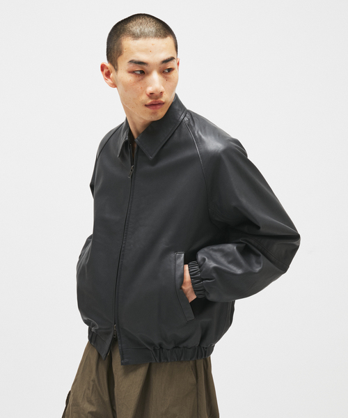 JOURNAL STANDARD（ジャーナルスタンダード）の「ライト シープ レザー ブルゾン（ライダースジャケット・メンズ・ボルドー/ブラック/チャコールグレー・MEDIUM/LARGE）」の10枚目の写真