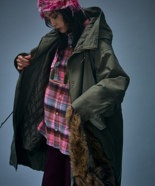 GEVS.(ジェイヴィス)の「ワイドシルエットチェックシャツ<大きいサイズ有>GEVS.(シャツ/ブラウス・レディース・ピンク系/イエロー系・5L/4L/3L/LL/L/M)」の14枚目の写真