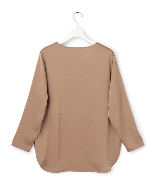 23区(ニジュウサンク)の「サテン ロングスリーブ Tシャツ(Tシャツ/カットソー・レディース・ブラウン系/黄土色系/アイボリー系/オールドローズ系/グレー系・38/40)」の20枚目の写真
