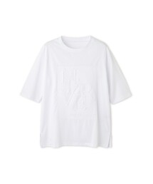 ロゴエンボスTシャツ