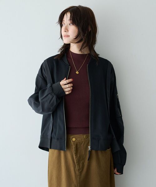 Editt by YECCA VECCA(エディットバイイェッカヴェッカ)の「異素材切替MA-1風ブルゾン(ブルゾン・レディース・カーキ/ブラック・FREE)」の12枚目の写真