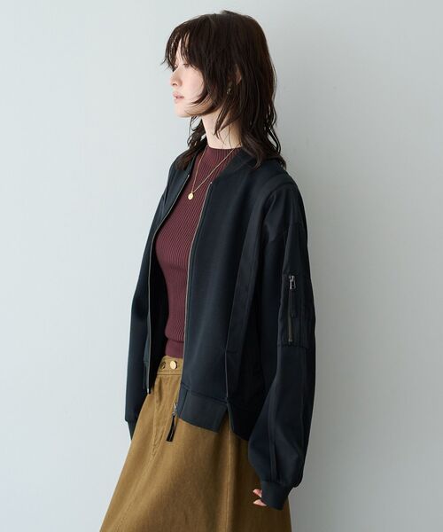 Editt by YECCA VECCA(エディットバイイェッカヴェッカ)の「異素材切替MA-1風ブルゾン(ブルゾン・レディース・カーキ/ブラック・FREE)」の14枚目の写真