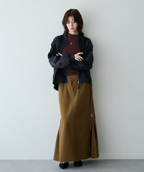 Editt by YECCA VECCA(エディットバイイェッカヴェッカ)の「異素材切替MA-1風ブルゾン(ブルゾン・レディース・カーキ/ブラック・FREE)」の18枚目の写真