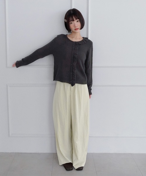 by muni:r(バイ ムニール)の「デューン ラッフル ウエスト コットンパンツ/2026 AW COLLECTION(その他パンツ・レディース・ベージュ/ブラック・SMALL/MEDIUM)」の11枚目の写真