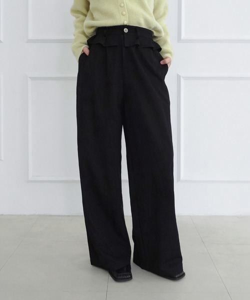 by muni:r(バイ ムニール)の「デューン ラッフル ウエスト コットンパンツ/2026 AW COLLECTION(その他パンツ・レディース・ベージュ/ブラック・SMALL/MEDIUM)」の6枚目の写真