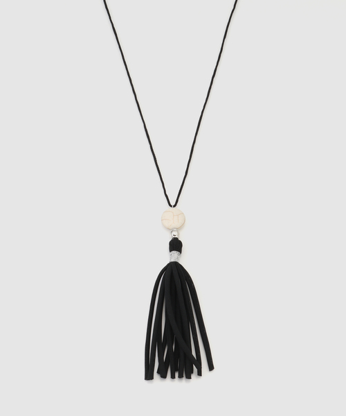 SLOBE IENA(スローブイエナ)の「suxu/スゥ SLOBE別注 tassel necklace(ネックレス・レディース・ホワイト/ブラック・FREE)」の6枚目の写真
