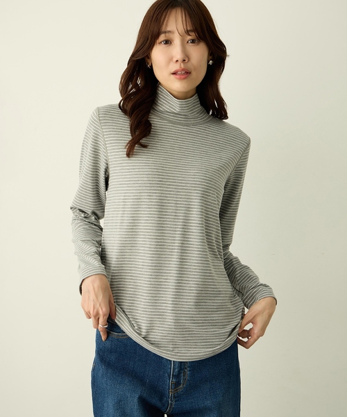 Petit Honfleur(プチオンフルール)の「アクセントステッチハイネックプルオーバー【無地・ボーダー】(Tシャツ/カットソー・レディース・レッド/ネイビー/サックスブルー/グレー・M/L)」の13枚目の写真