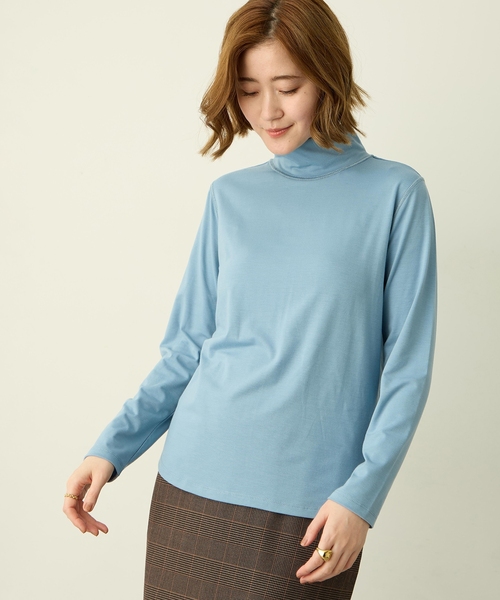 Petit Honfleur(プチオンフルール)の「アクセントステッチハイネックプルオーバー【無地・ボーダー】(Tシャツ/カットソー・レディース・レッド/ネイビー/サックスブルー/グレー・M/L)」の15枚目の写真