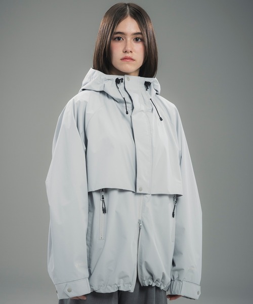 +phenix(プラスフェニックス)の「+phenix(プラスフェニックス)VENTILATED HOODIE ベンチレーション フーディー / WINDSTOPPER PRODUCTS BY GORE-TEX LABS(マウンテンパーカー・メンズ・ブラック/ライトグレー/ブルー・M/S/L)」の1枚目の写真