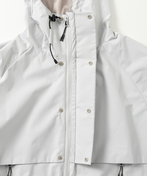+phenix(プラスフェニックス)の「+phenix(プラスフェニックス)VENTILATED HOODIE ベンチレーション フーディー / WINDSTOPPER PRODUCTS BY GORE-TEX LABS(マウンテンパーカー・メンズ・ブラック/ライトグレー/ブルー・M/S/L)」の15枚目の写真