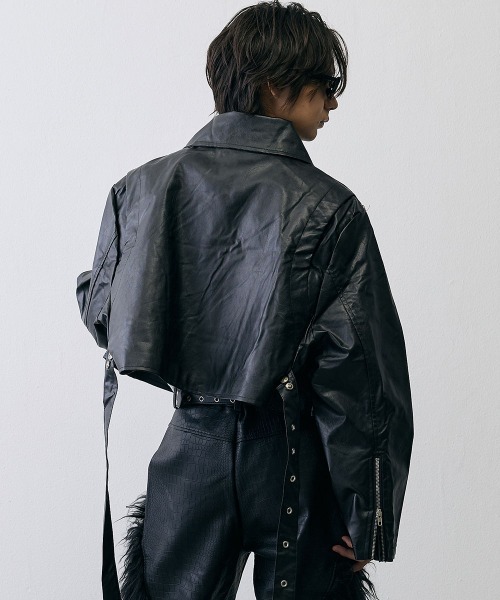 Shoowtime(ショウタイム)の「Grunge Flare Sleeve Cropped Leather Jacket / グランジ フレアスリーブ クロップド レザージャケット(ライダースジャケット・メンズ・ブラック・MEDIUM/X-LARGE/LARGE)」の7枚目の写真
