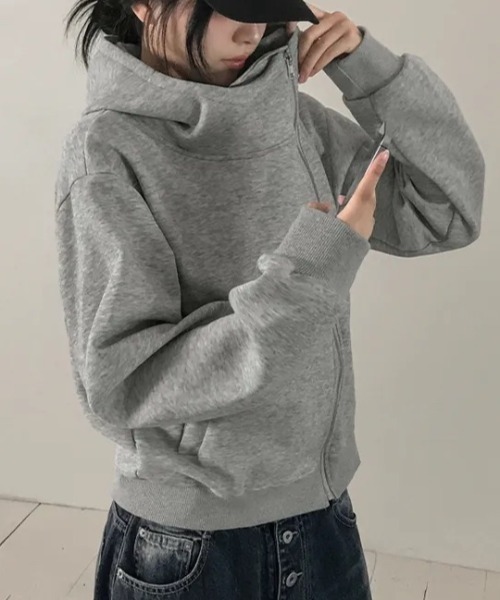 Aelina(エリナ)の「ジップアップパーカー(パーカー・レディース・グレー/ブラック・FREE)」の4枚目の写真