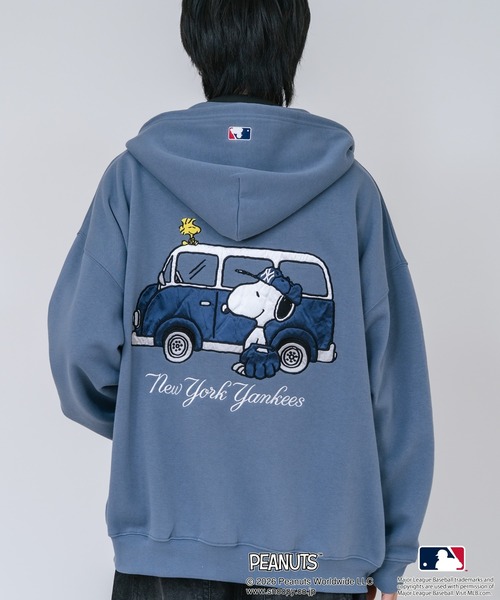 PEANUTS(ピーナッツ)の「【PEANUTS/ピーナッツ】【ユニセックスデザインでリンクコーデにも◎】MLB×PEANUTS 裏起毛ジップパーカー 保温 キャラクター ドジャース ヤンキース ホワイトソックス(パーカー・メンズ・ベージュ系その他3/ブラック系その他3/ブルー系その他2/グレー系その他2/ブラック系その他/グレー系その他・X-LARGE/LARGE/MEDIUM)」の6枚目の写真