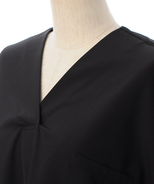 Luz Llena (philter)（ラズレナ　フィルター）の「ジョーゼットVネックスキッパーシャツ（シャツ/ブラウス・レディース・ベージュ/ブラック/オフホワイト・MEDIUM）」の9枚目の写真