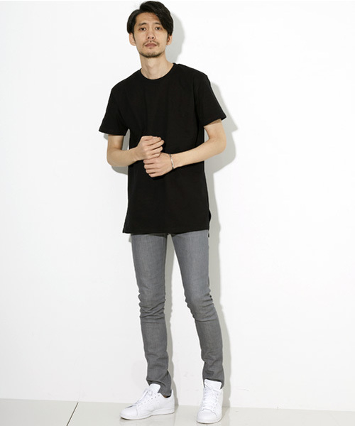 STUDIOUS（ステュディオス）の「【UNITED ATHLE】ヘビーウェイトロングレングススリットTシャツ 500901（Tシャツ/カットソー・メンズ・ホワイト/グレー/ブラック/ダークグレー・MEDIUM/LARGE）」の17枚目の写真