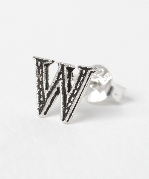 VIBGYOR Women(ヴィブジョー ウィメン)の「OLDイニシャルピアスSV925(OG)(ピアス(片耳用)・レディース・A/J/Q/X/P/Y/T/U/W/K/M/N/C/E/F/G/I/S・FREE)」の16枚目の写真
