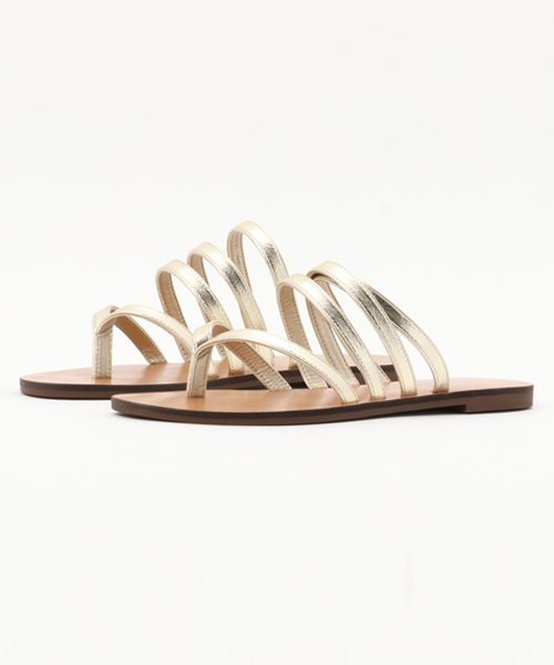 CHARLES & KEITH(チャールズ & キース)の「マルチストラップトングサンダル / MULTI-STRAP THONG SANDALS(サンダル・レディース・ゴールド/ダークブラウン/オレンジ・23cm/24.5cm/23.5cm/22.5cm/24cm)」の3枚目の写真