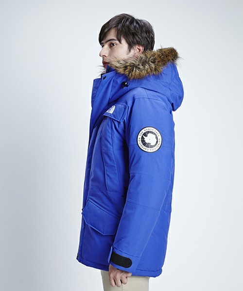 THE NORTH FACE（ザノースフェイス）の「【THE NORTH FACE】 ザ・ノース・フェイス アンタークティカ パーカー 「極地仕様 ダウン」 / Antarctica Parka（ダウンジャケット/コート・メンズ・ブラック/ブルー・L/M/S）」の3枚目の写真