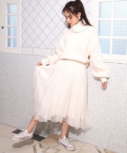 one after another NICE CLAUP（ワンアフターアナザーナイスクラップ）の「モールハイネックビッグニット（ニット/セーター・レディース・ブラック/アイボリー/ブルー系その他/ピンク系その他・FREE）」の6枚目の写真