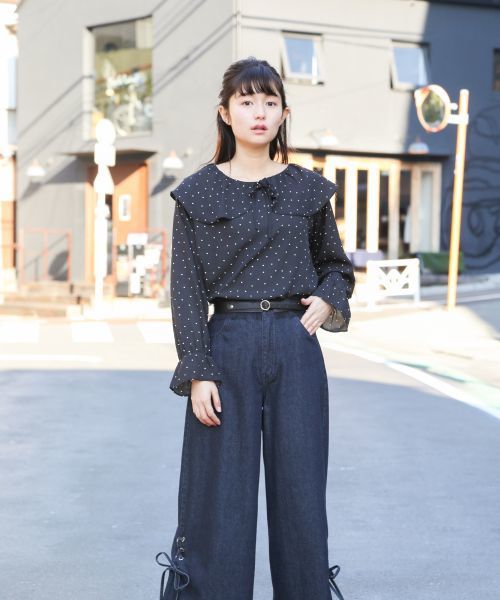 OLIVE des OLIVE（オリーブデオリーブ）の「ラッフルカラーブラウス 
