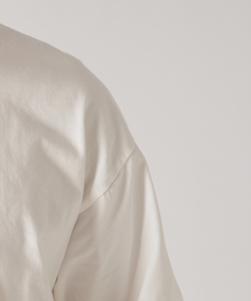 BAYFLOW(ベイフロー)の「【WEB限定アイテム】BAYFLOW/“BLACKS”スリーブロゴ長袖Tシャツ 18SS(Tシャツ/カットソー・メンズ・ホワイト/チャコール・MEDIUM/LARGE/SMALL)」の15枚目の写真