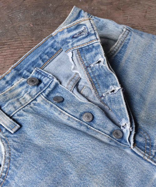 Levi's(リーバイス)の「【ヴィンテージ古着】Levi's/リーバイス "501" デニムパンツ(デニムパンツ・メンズ・ブルー・29)」の4枚目の写真