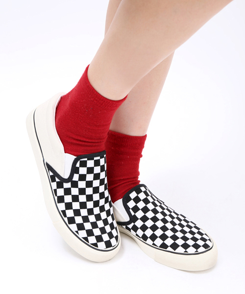 WEGO(ウィゴー)の「WEGO/スリッポンスニーカー(スニーカー・レディース・ホワイト/ブラック/レッド/その他1/その他2/ネイビー・23.5/24.5)」の6枚目の写真