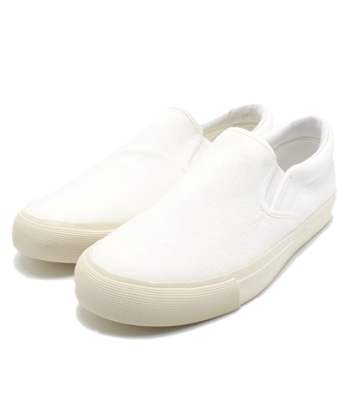 WEGO(ウィゴー)の「WEGO/スリッポンスニーカー(スニーカー・レディース・ホワイト/ブラック/レッド/その他1/その他2/ネイビー・23.5/24.5)」の2枚目の写真