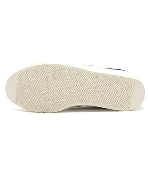 WEGO(ウィゴー)の「WEGO/スリッポンスニーカー(スニーカー・レディース・ホワイト/ブラック/レッド/その他1/その他2/ネイビー・23.5/24.5)」の8枚目の写真