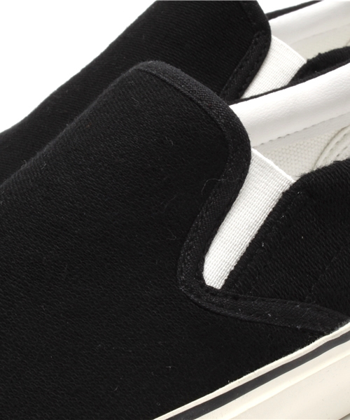 WEGO(ウィゴー)の「WEGO/スリッポンスニーカー(スニーカー・レディース・ホワイト/ブラック/レッド/その他1/その他2/ネイビー・23.5/24.5)」の10枚目の写真