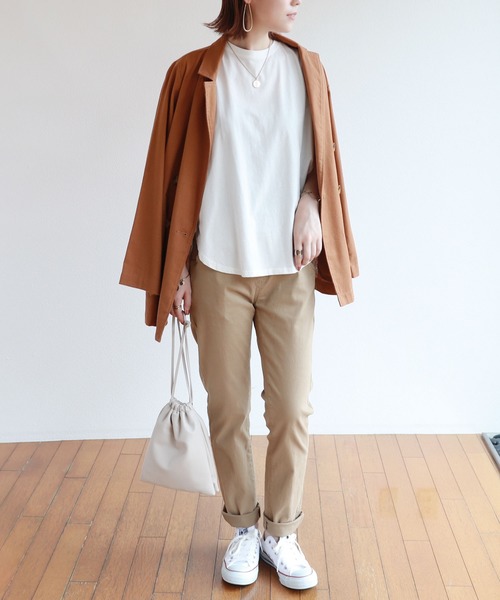 andme（アンドミー）の「ストレッチ綿ツイルチノパンツ ウエストゴム（チノパンツ・レディース・チャコールグレー/ブラック/ベージュ/カーキ・M/L）」の22枚目の写真