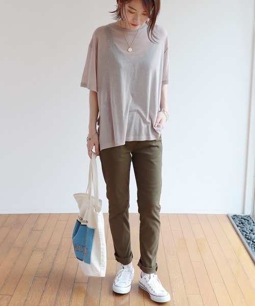 andme（アンドミー）の「ストレッチ綿ツイルチノパンツ ウエストゴム（チノパンツ・レディース・チャコールグレー/ブラック/ベージュ/カーキ・M/L）」の21枚目の写真