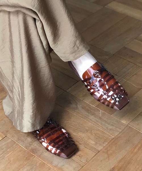 TODAYFUL（トゥデイフル）の「クリアメッシュサンダル（サンダル・レディース・ブラウン/ブラック・36inch/38inch/37inch）」の9枚目の写真