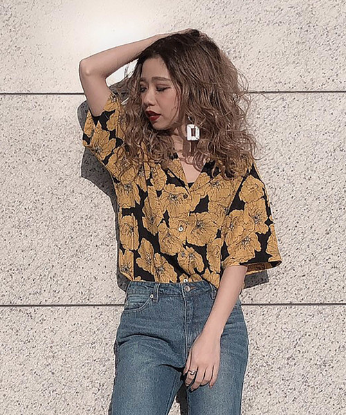 FREE'S MART（フリーズマート）の「◆トロピカル開衿シャツ（シャツ/ブラウス・レディース・ブラック系その他/ベージュ系その他・FREE）」の2枚目の写真